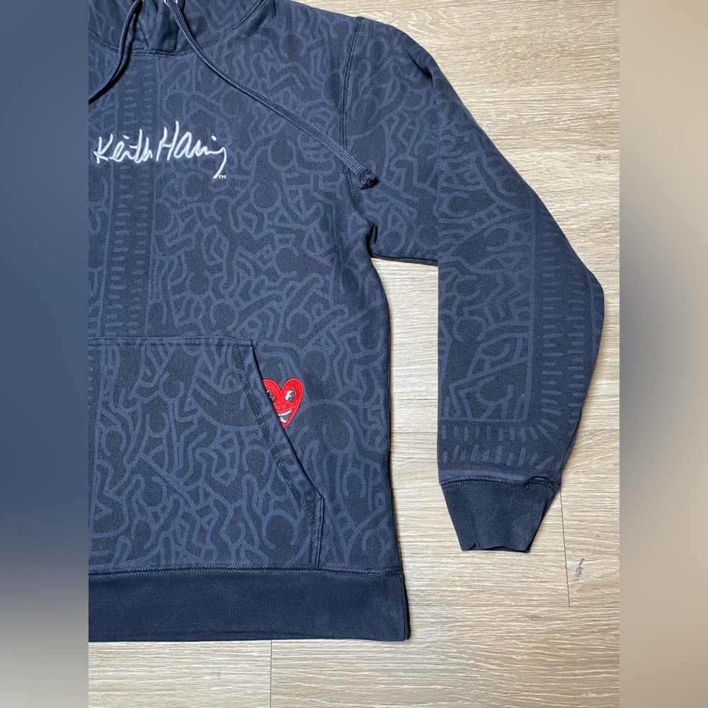 Men’s Size Small Keith Haring x Shoe Palace Heart Art Artwork Hoodie Embroidered - Picture 11 of 11